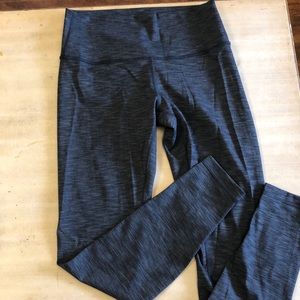 Lululemon Wunder Under leggings